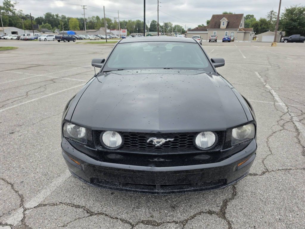 2006 Ford Mustang Image 1