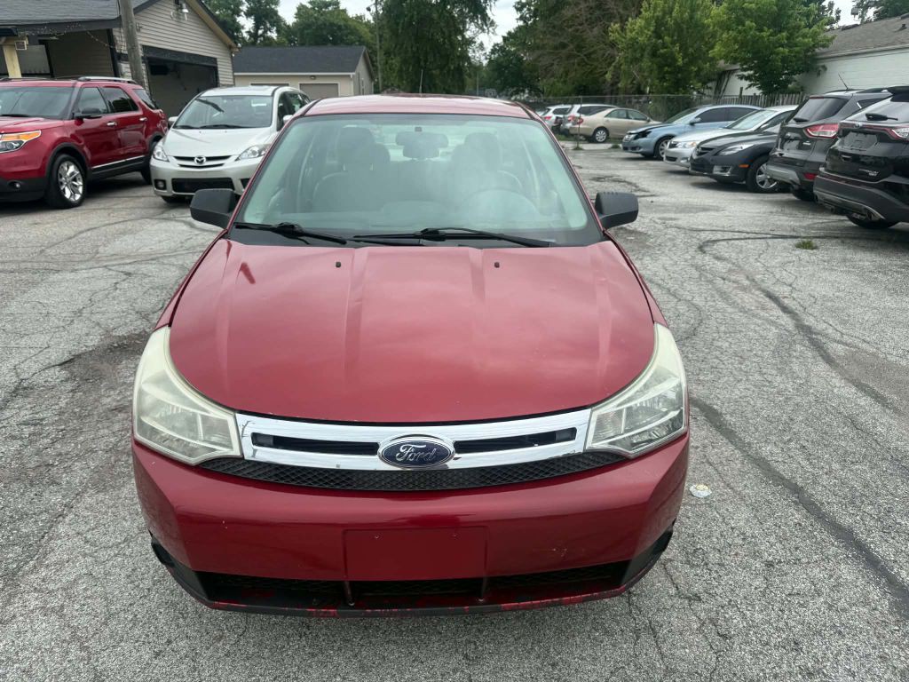 2010 Ford Focus Image 1