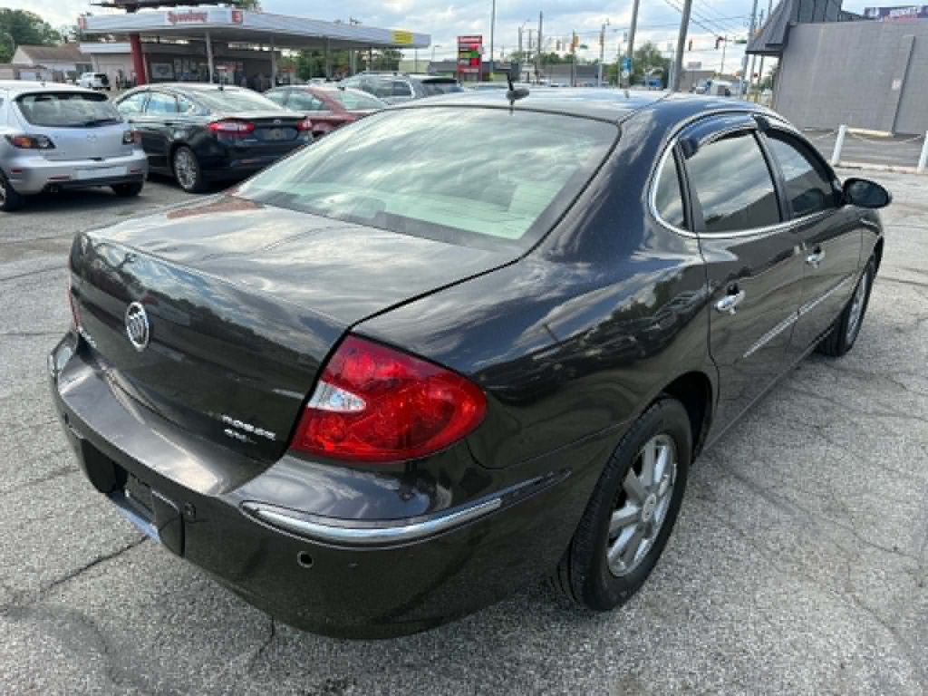 2008 Buick Lacrosse Image 4