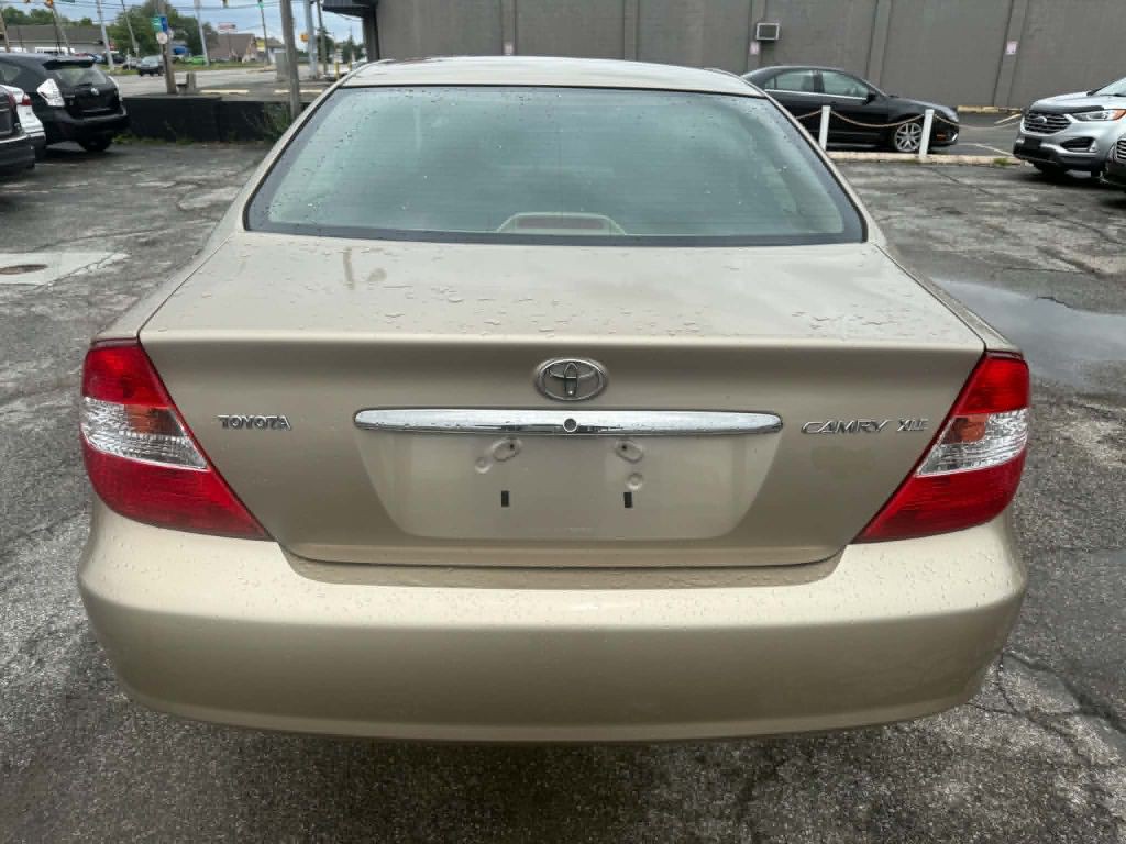2003 Toyota Camry Image 5