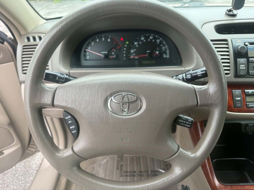 2003 Toyota Camry Image 14