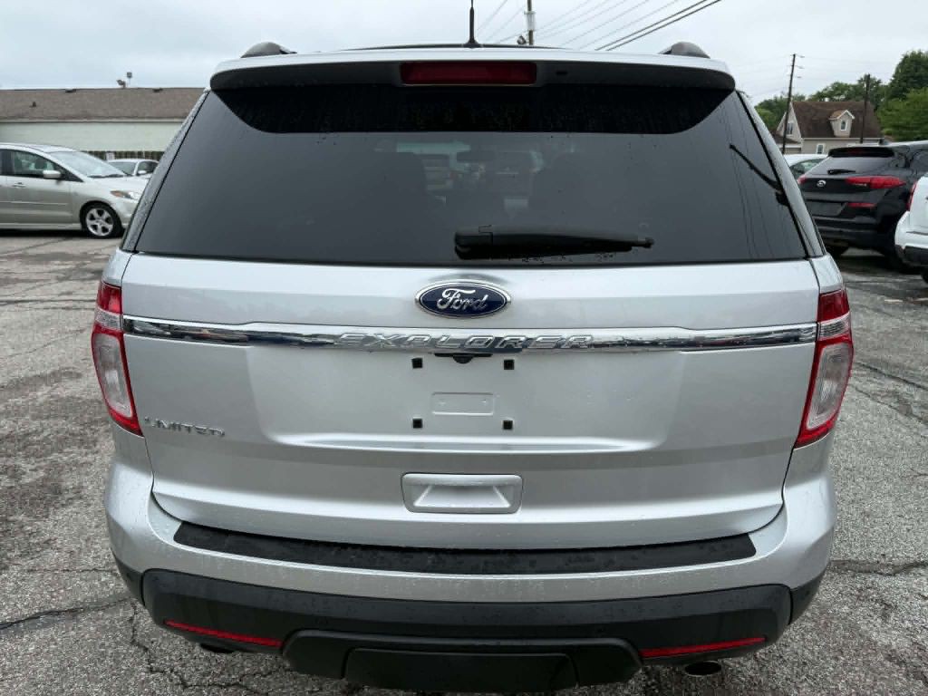 2011 Ford Explorer Image 5