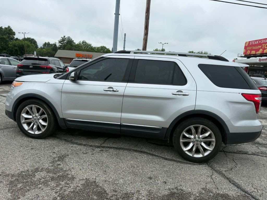 2011 Ford Explorer Image 7