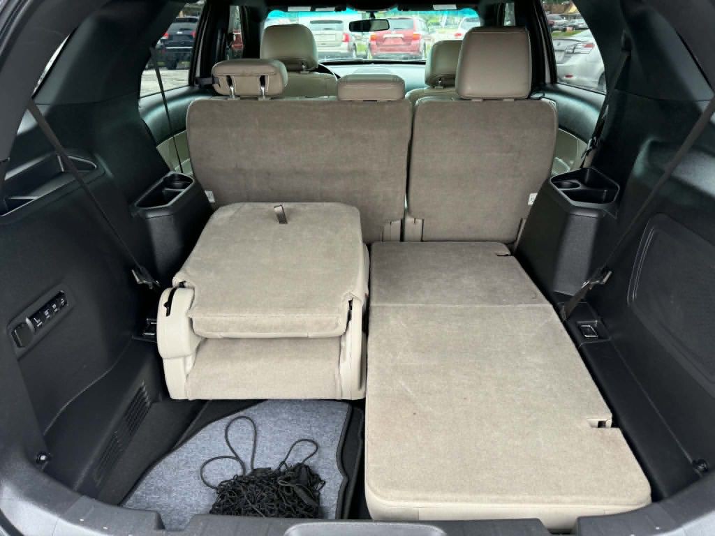 2011 Ford Explorer Image 14