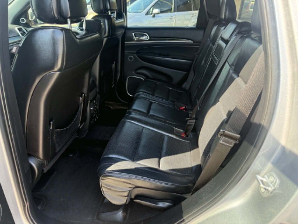 2015 Jeep Grand Cherokee Image 10