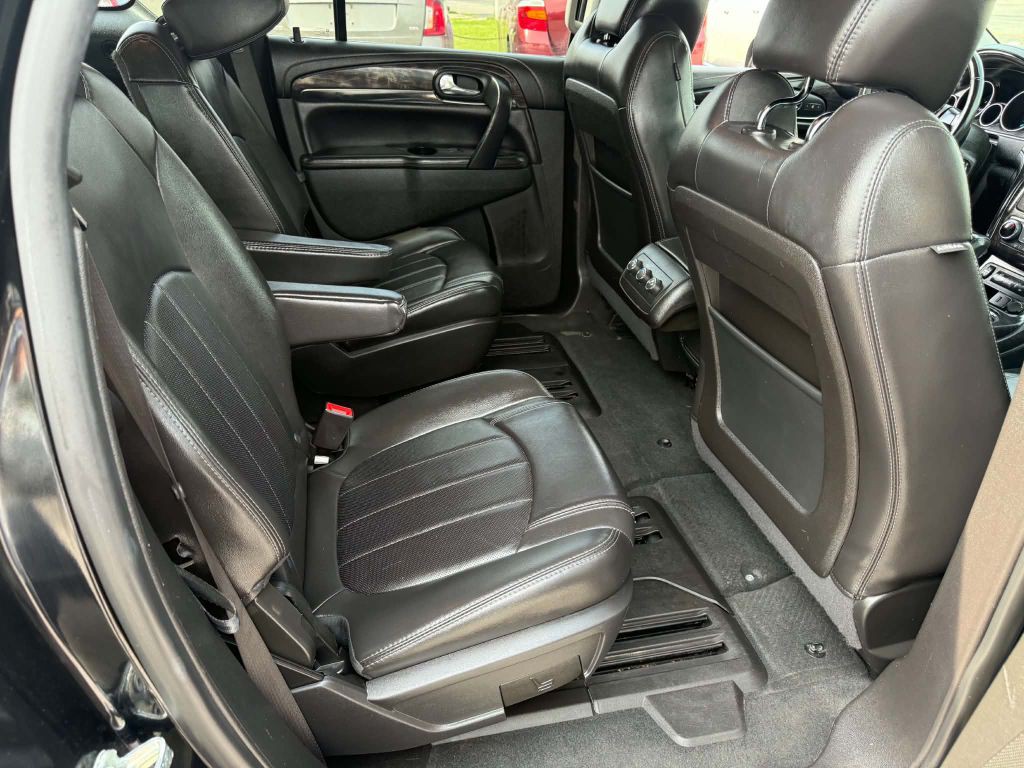 2017 Buick Enclave Image 14
