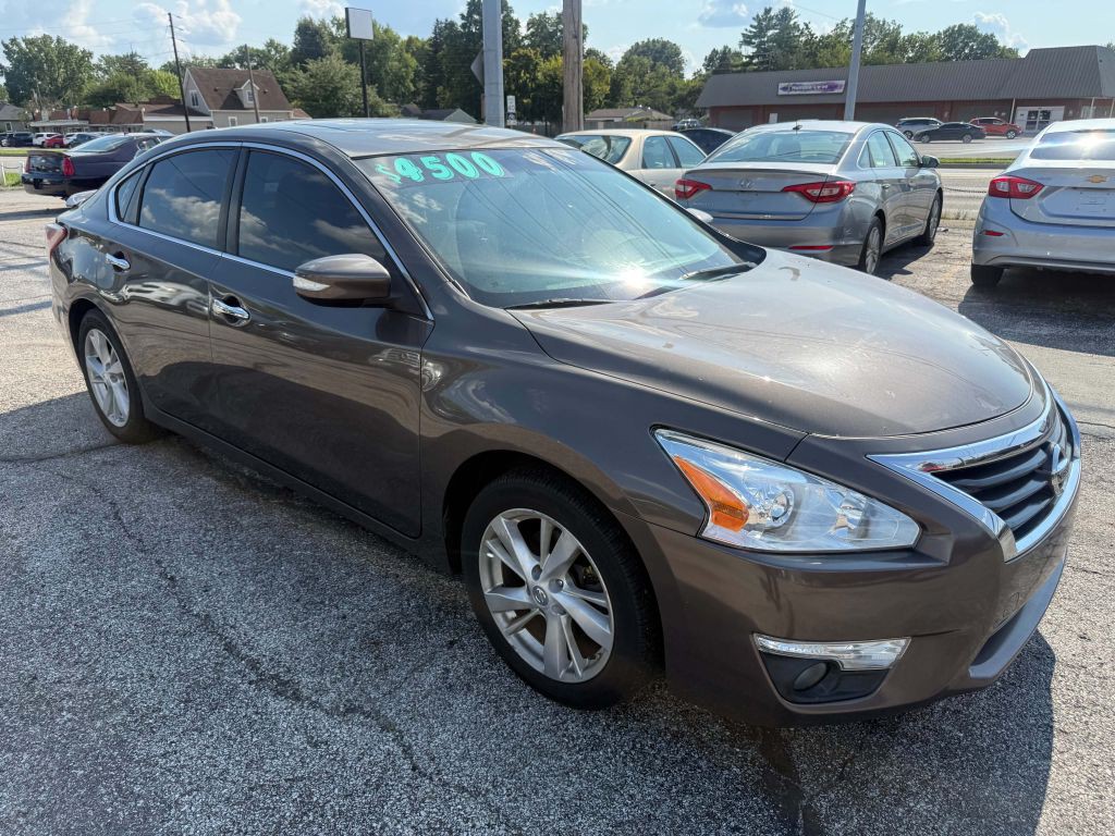 2013 Nissan Altima Image 2
