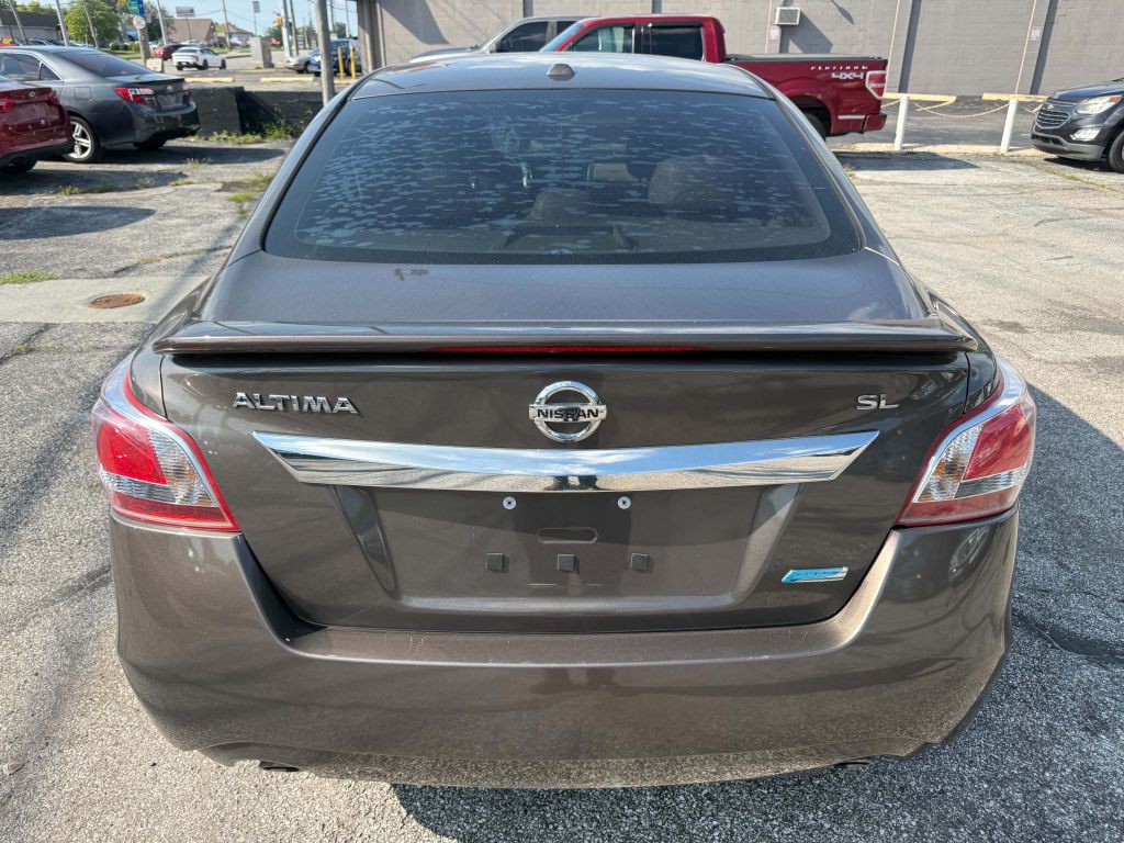 2013 Nissan Altima Image 5