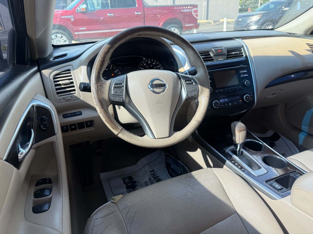 2013 Nissan Altima Image 11