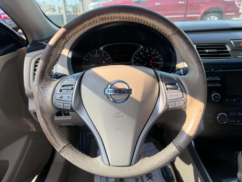 2013 Nissan Altima Image 14