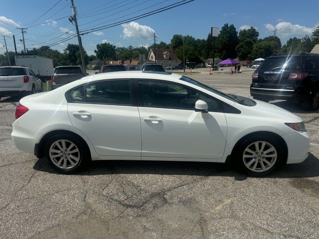2012 Honda Civic Image 2