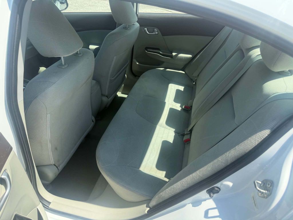2012 Honda Civic Image 9