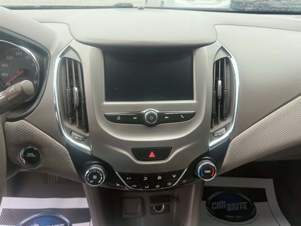 2017 Chevrolet Cruze Image 15
