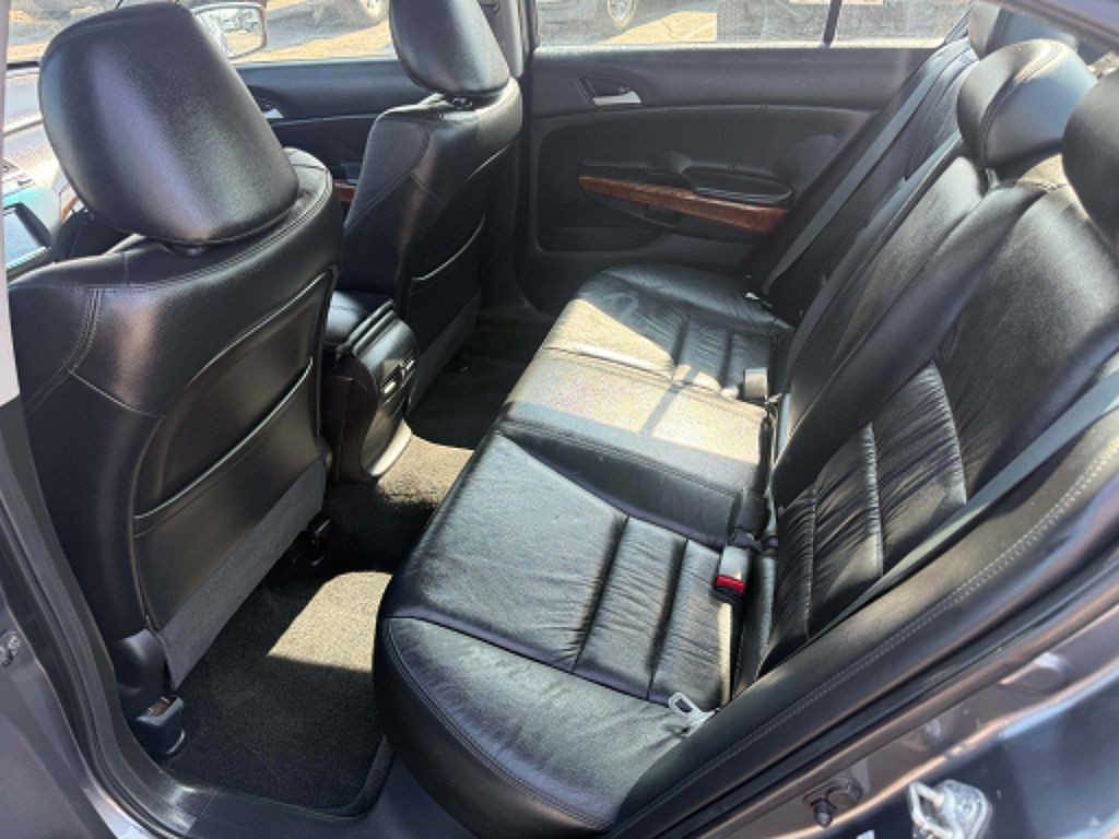 2012 Honda Accord Image 10