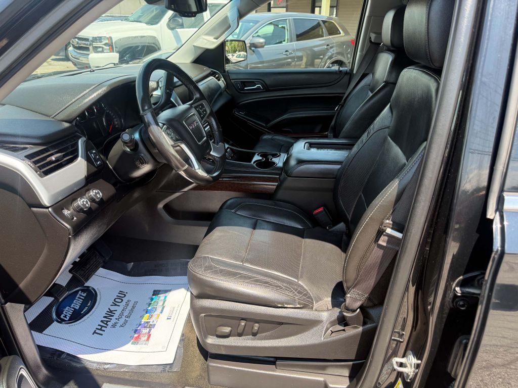 2016 GMC Yukon Image 9