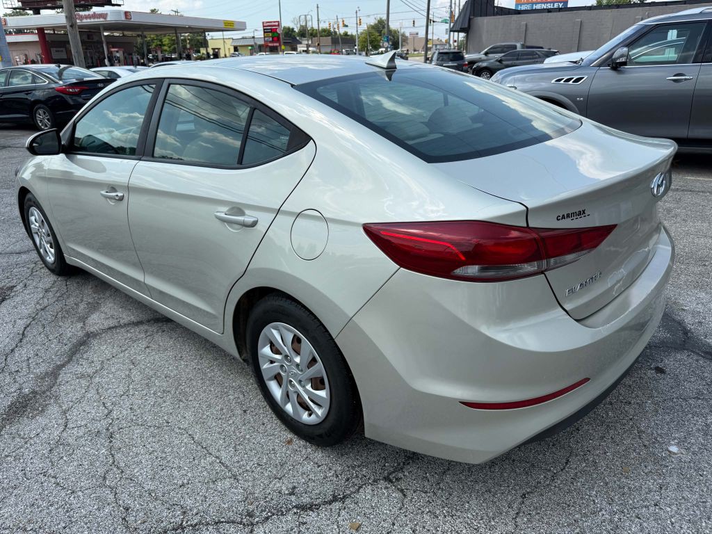 2017 Hyundai Elantra Image 6