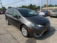 Image for 2017 Chrysler Pacifica Touring L ID: 7553126