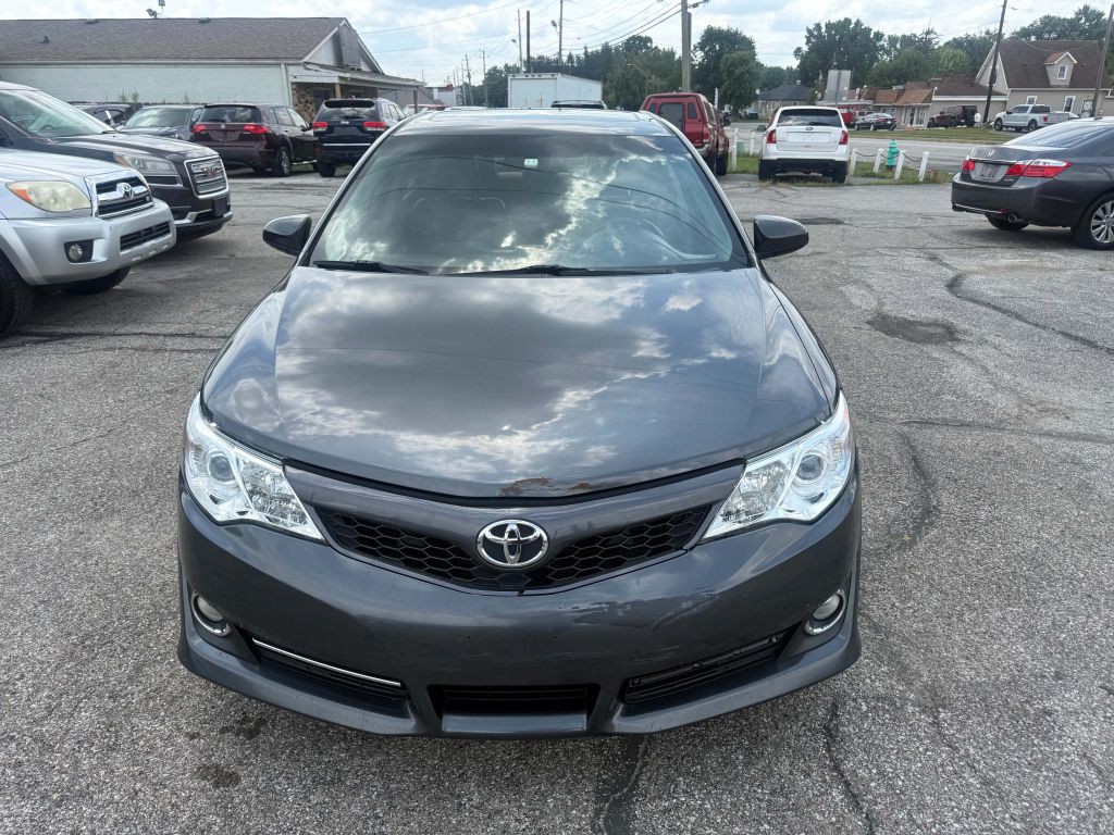 2012 Toyota Camry Image 1