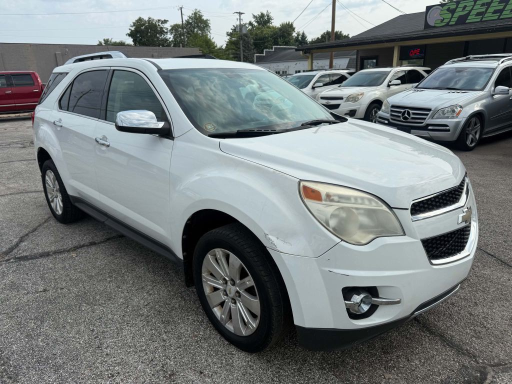 2011 Chevrolet Equinox Image 2