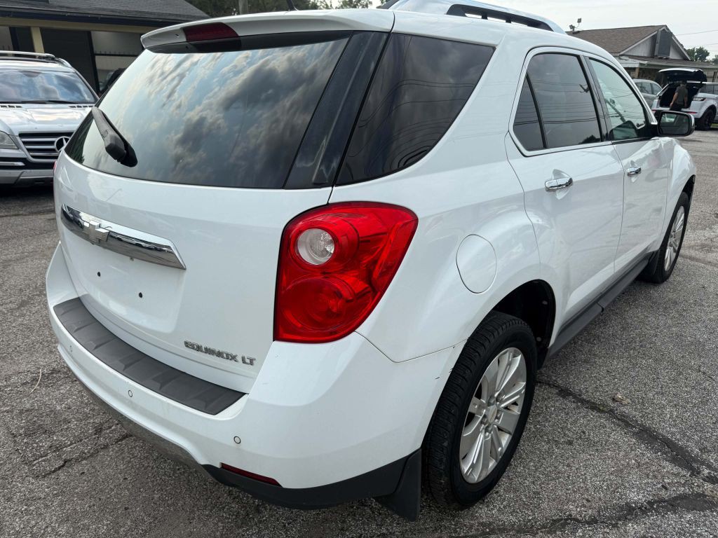 2011 Chevrolet Equinox Image 4