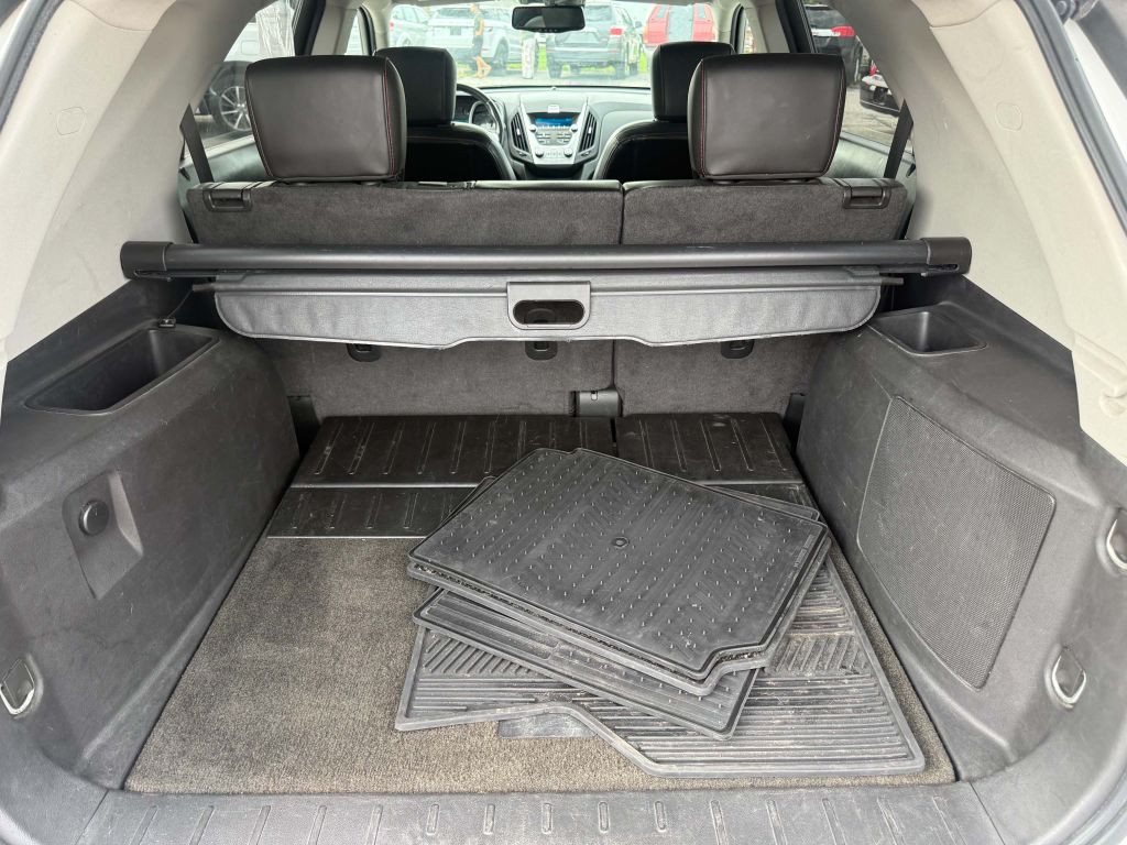 2011 Chevrolet Equinox Image 12