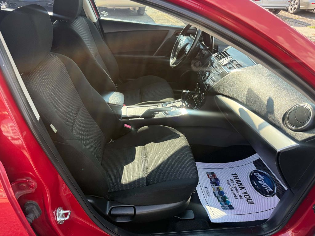 2013 Mazda Mazda3 Image 14