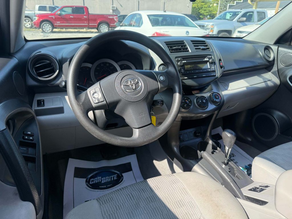 2012 Toyota Rav4 Image 11