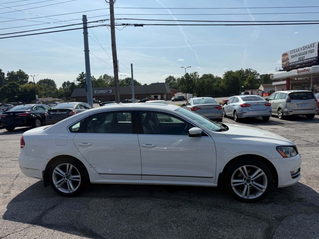 2015 Volkswagen Passat Image 2