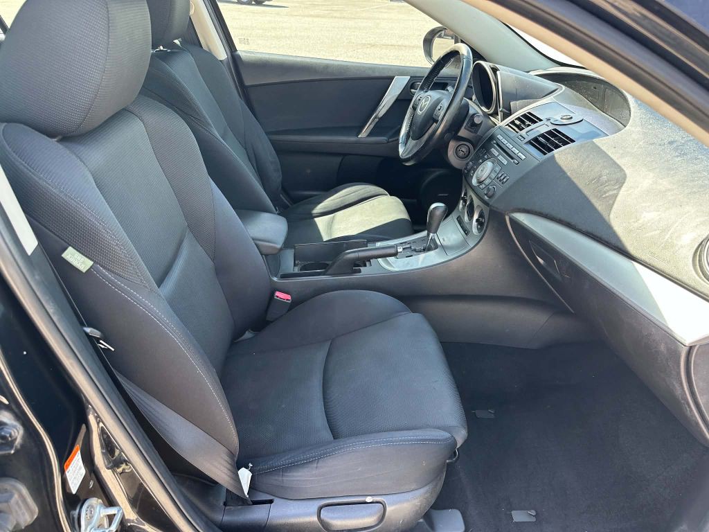 2010 Mazda Mazda3 Image 12