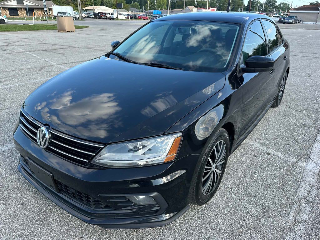 2018 Volkswagen Jetta Image 2