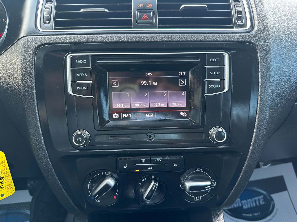 2018 Volkswagen Jetta Image 15