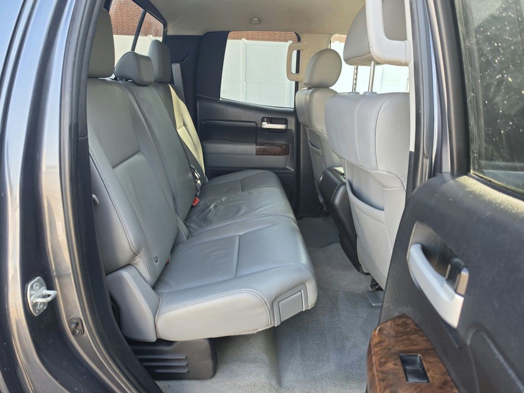 2010 Toyota Tundra Image 11