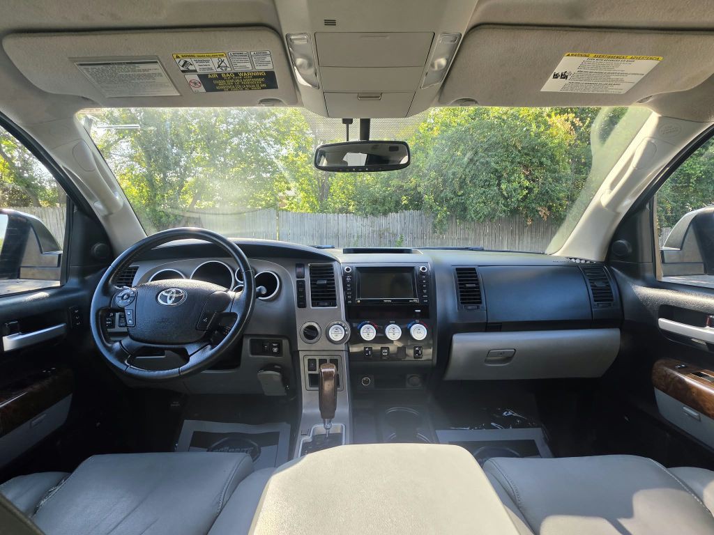 2010 Toyota Tundra Image 13