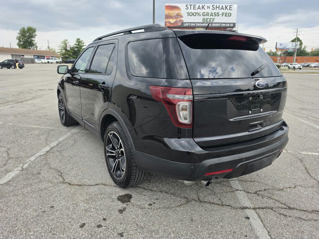 2015 Ford Explorer Image 4