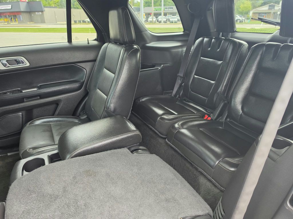 2015 Ford Explorer Image 10