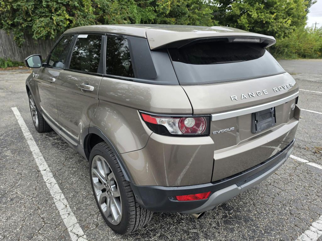 2015 Land Rover Range Rover Evoque Image 4