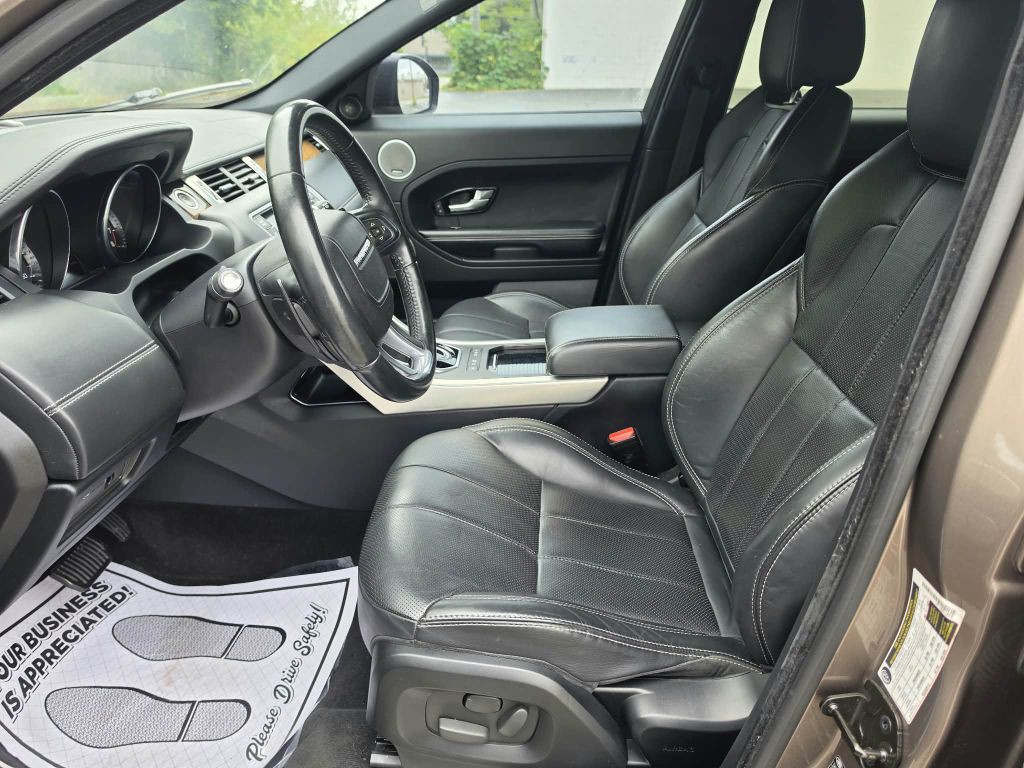 2015 Land Rover Range Rover Evoque Image 9