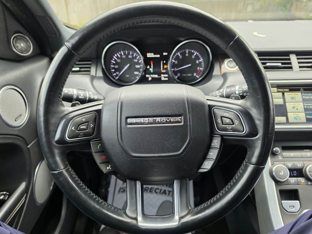 2015 Land Rover Range Rover Evoque Image 14