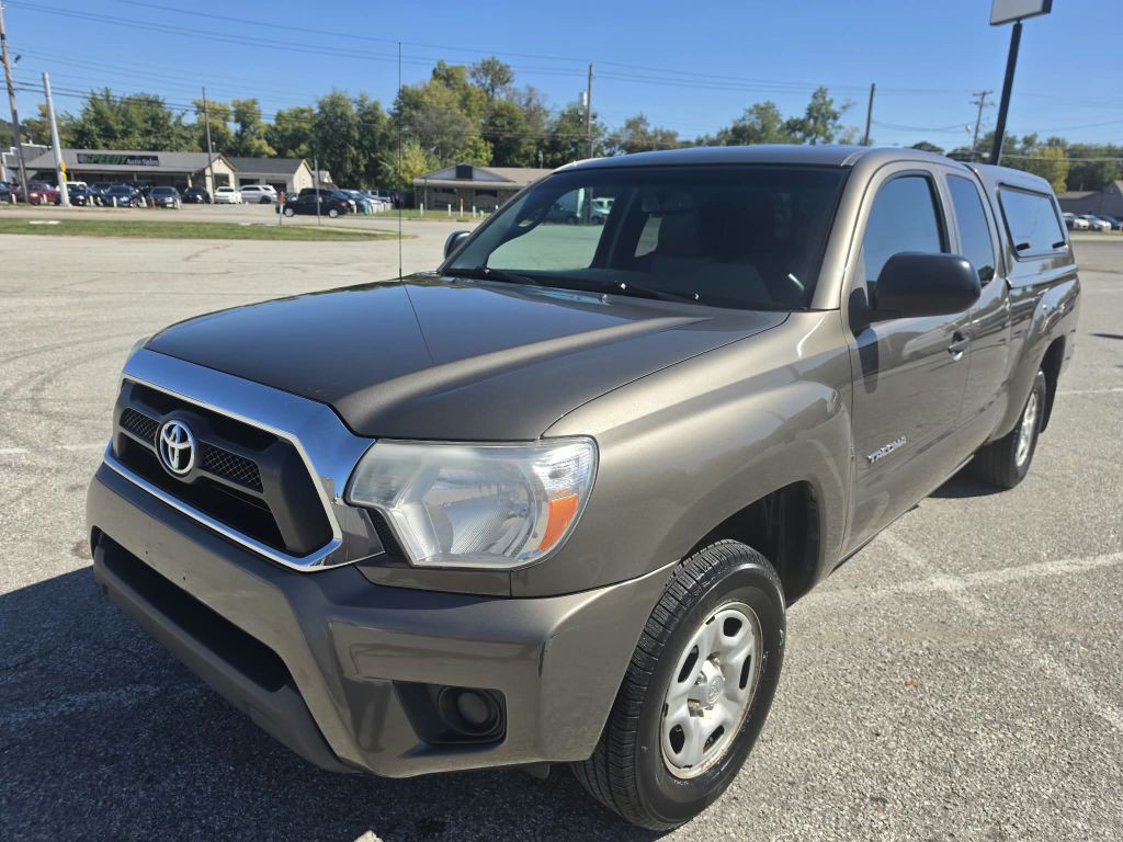 2012 Toyota Tacoma Image 2