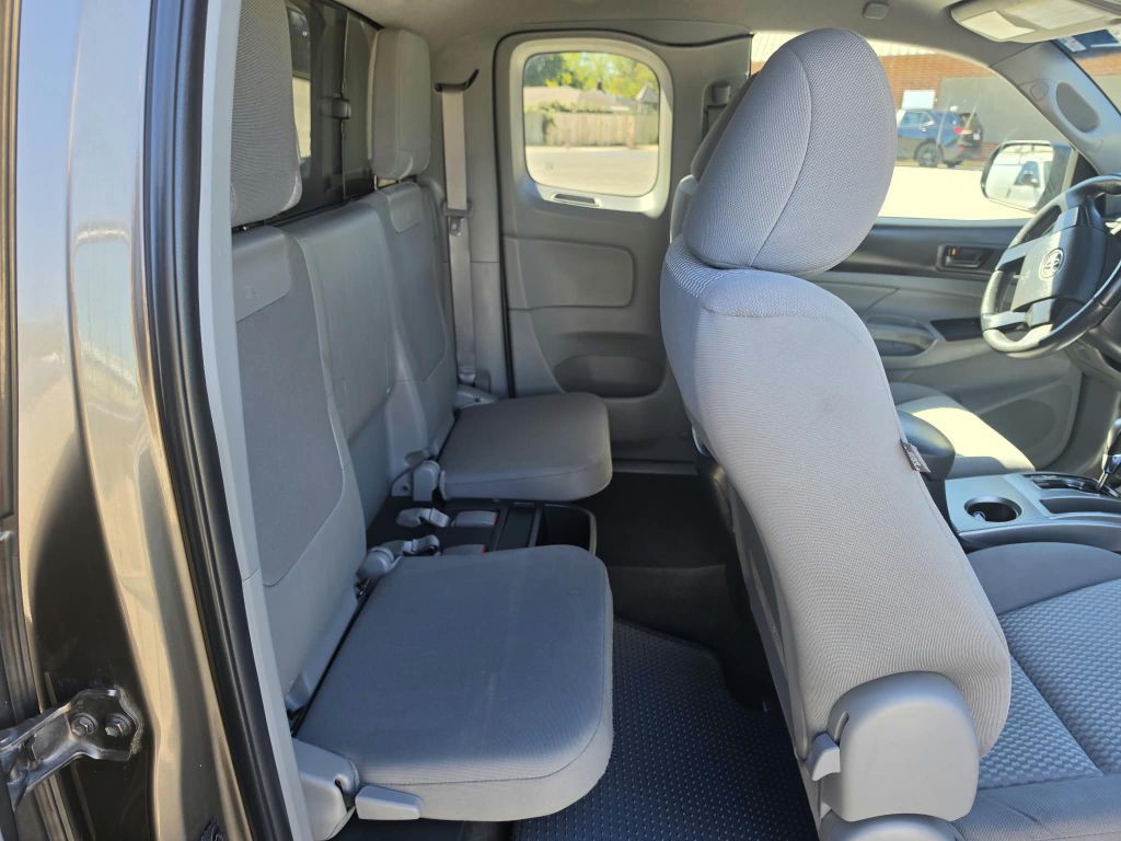 2012 Toyota Tacoma Image 12