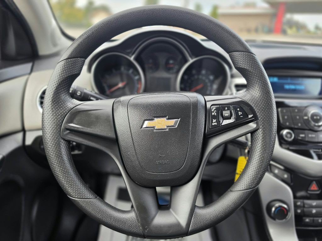 2012 Chevrolet Cruze Image 14