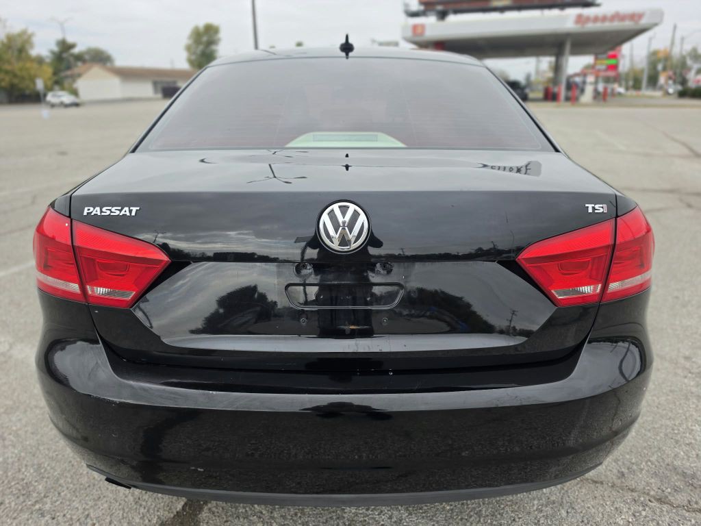 2014 Volkswagen Passat Image 5