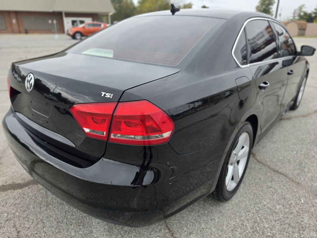 2014 Volkswagen Passat Image 6