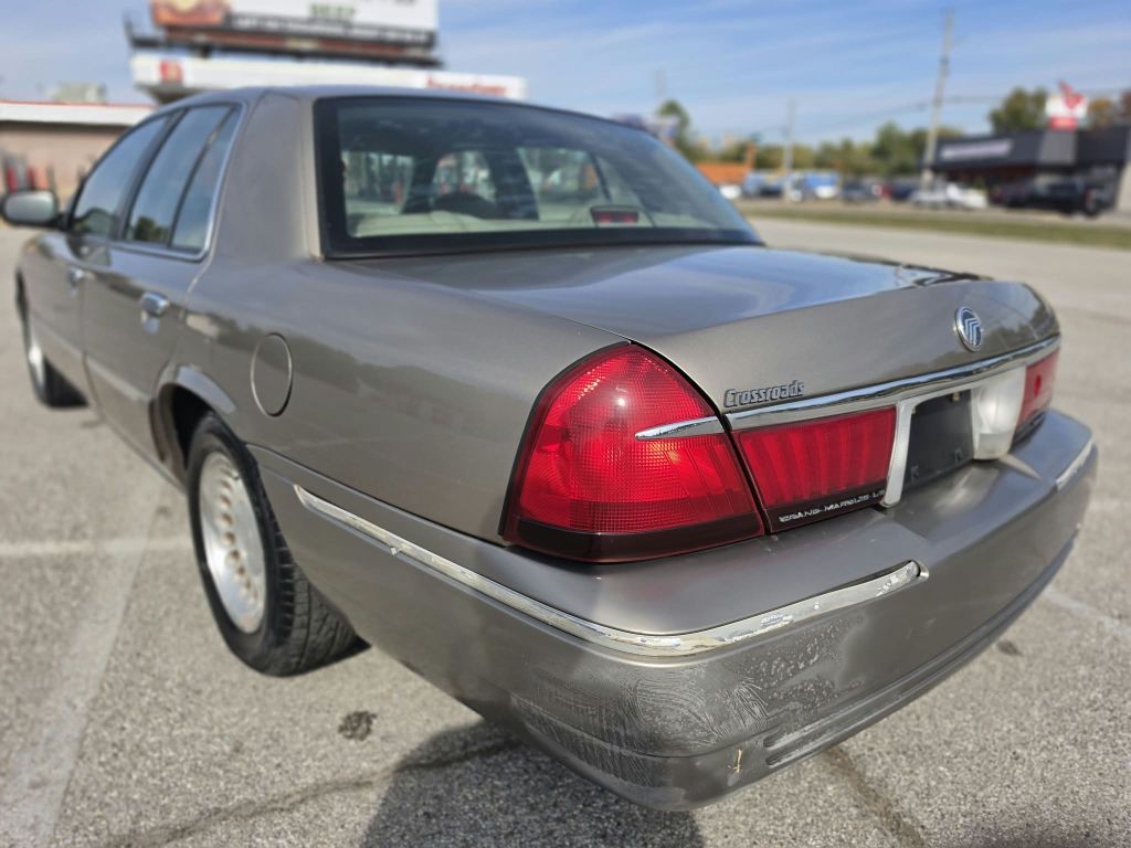 2002 Mercury Grand Marquis Image 4