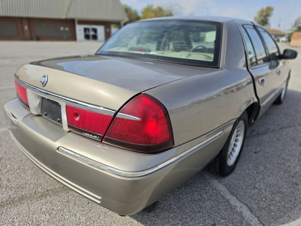 2002 Mercury Grand Marquis Image 6