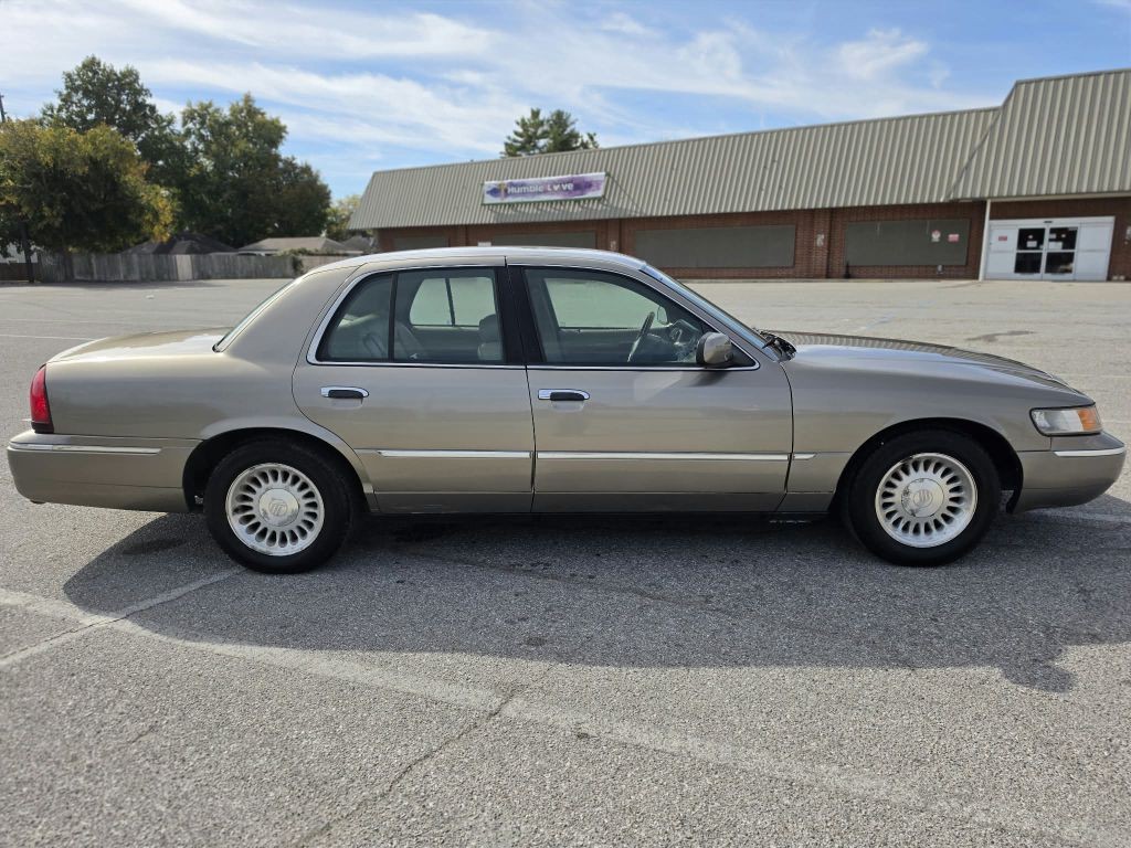 2002 Mercury Grand Marquis Image 7
