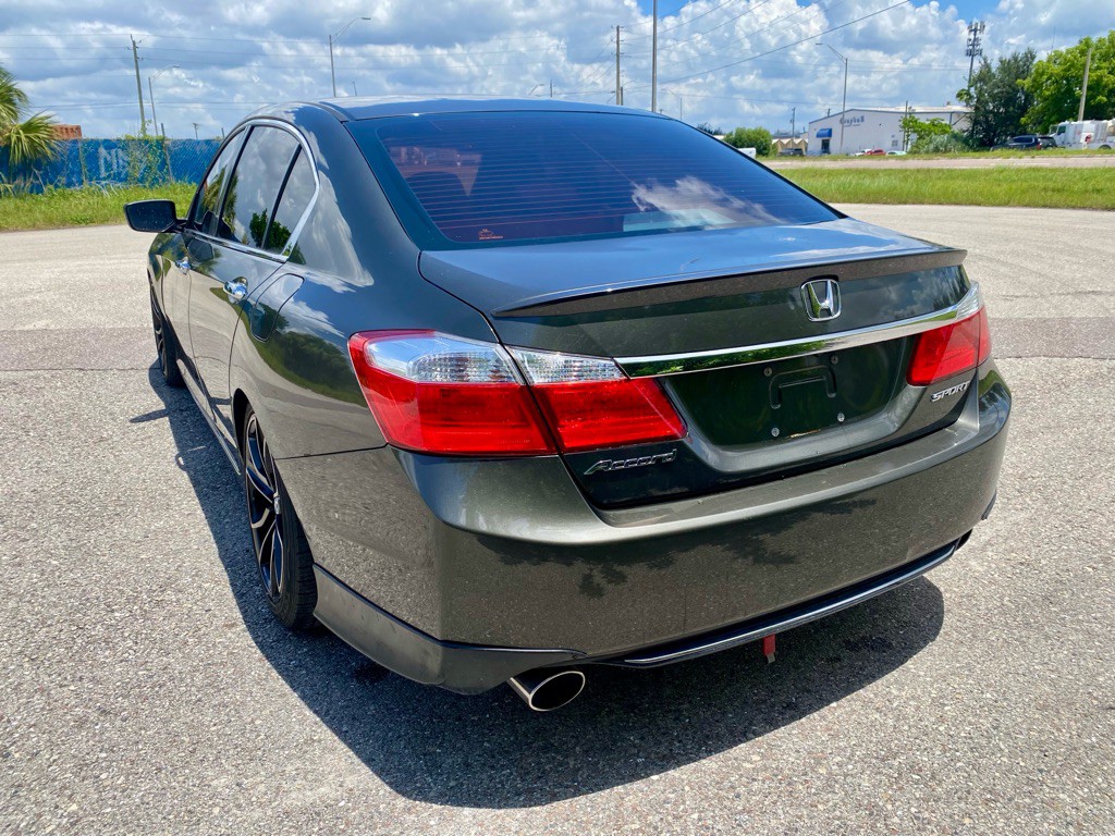 2013 Honda Accord Image 7