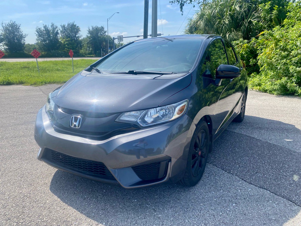 2017 Honda Fit Image 2