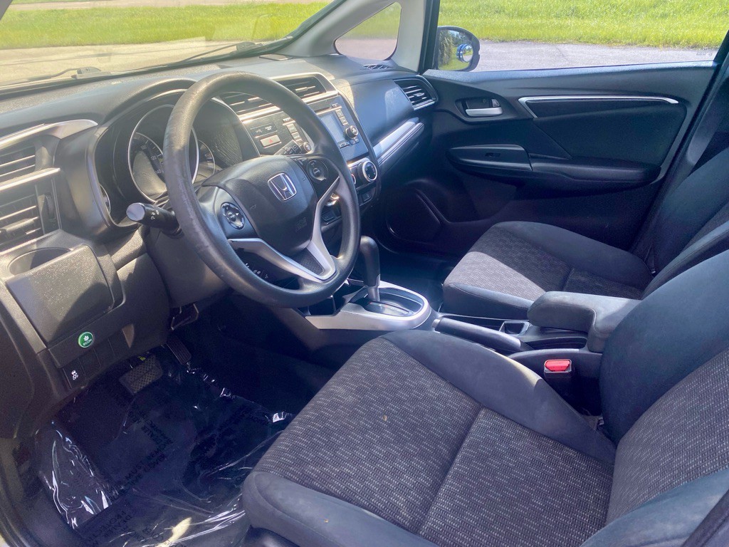 2017 Honda Fit Image 4