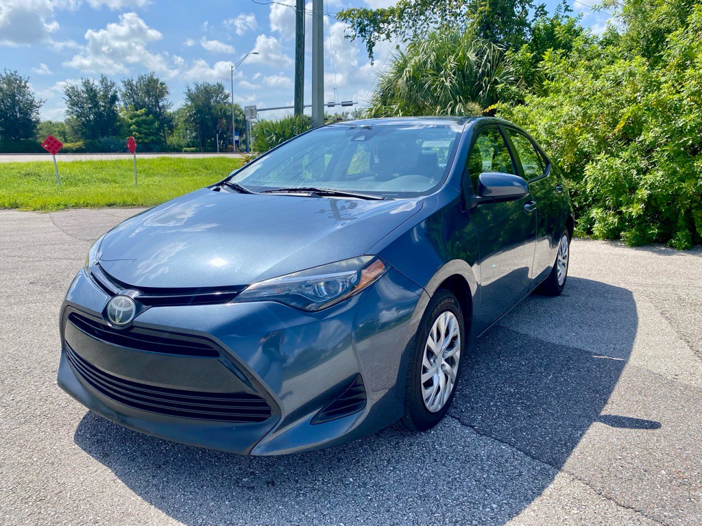 2019 Toyota Corolla Image 2